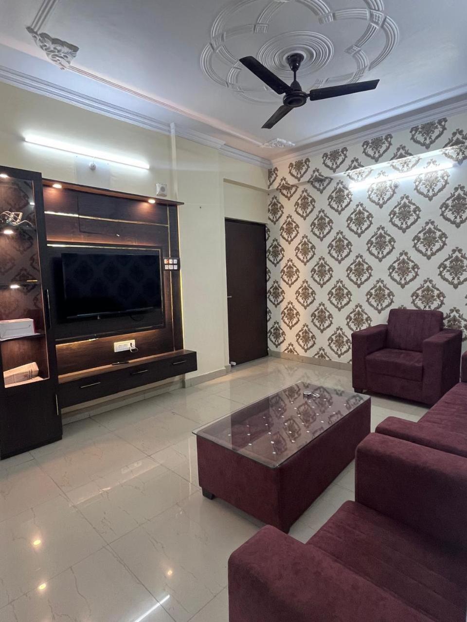 Kashi Anadam Bnb Varanasi Exterior foto