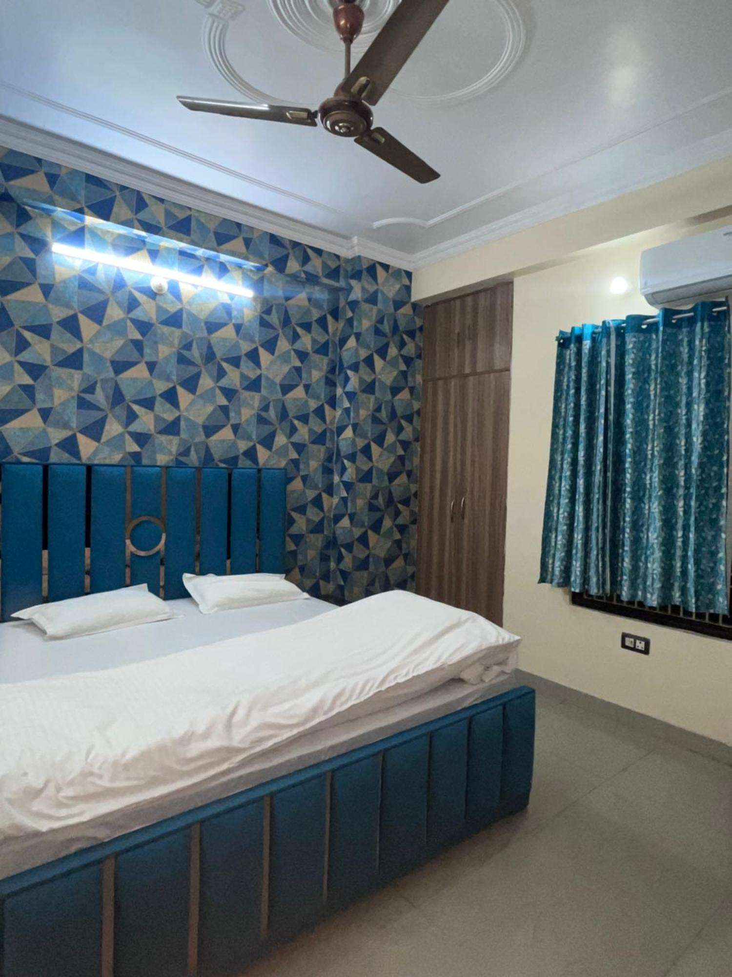 Kashi Anadam Bnb Varanasi Exterior foto