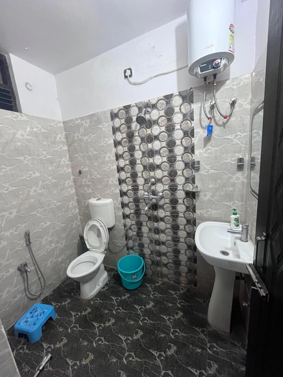 Kashi Anadam Bnb Varanasi Exterior foto